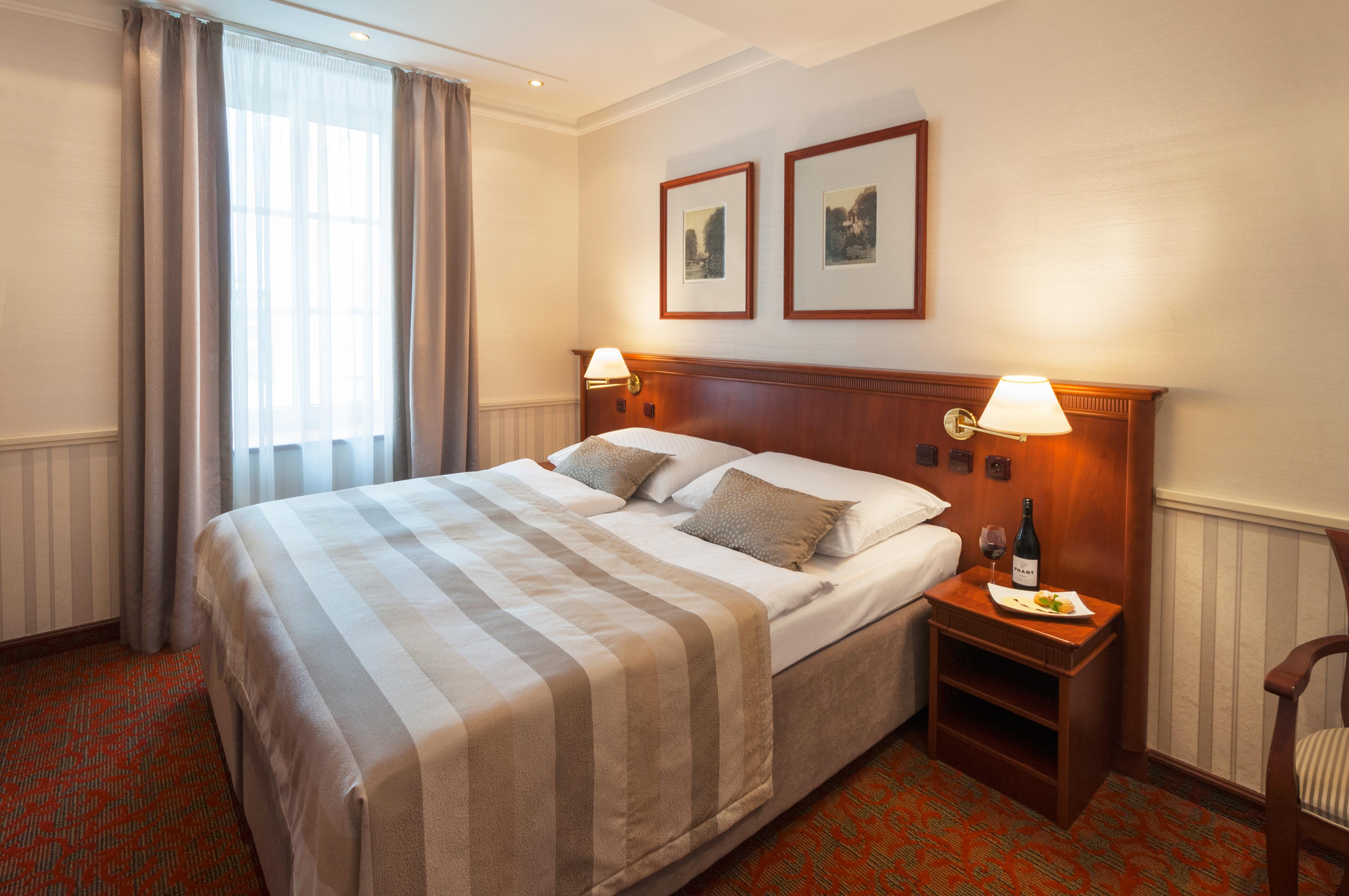 Otel Adria 4*