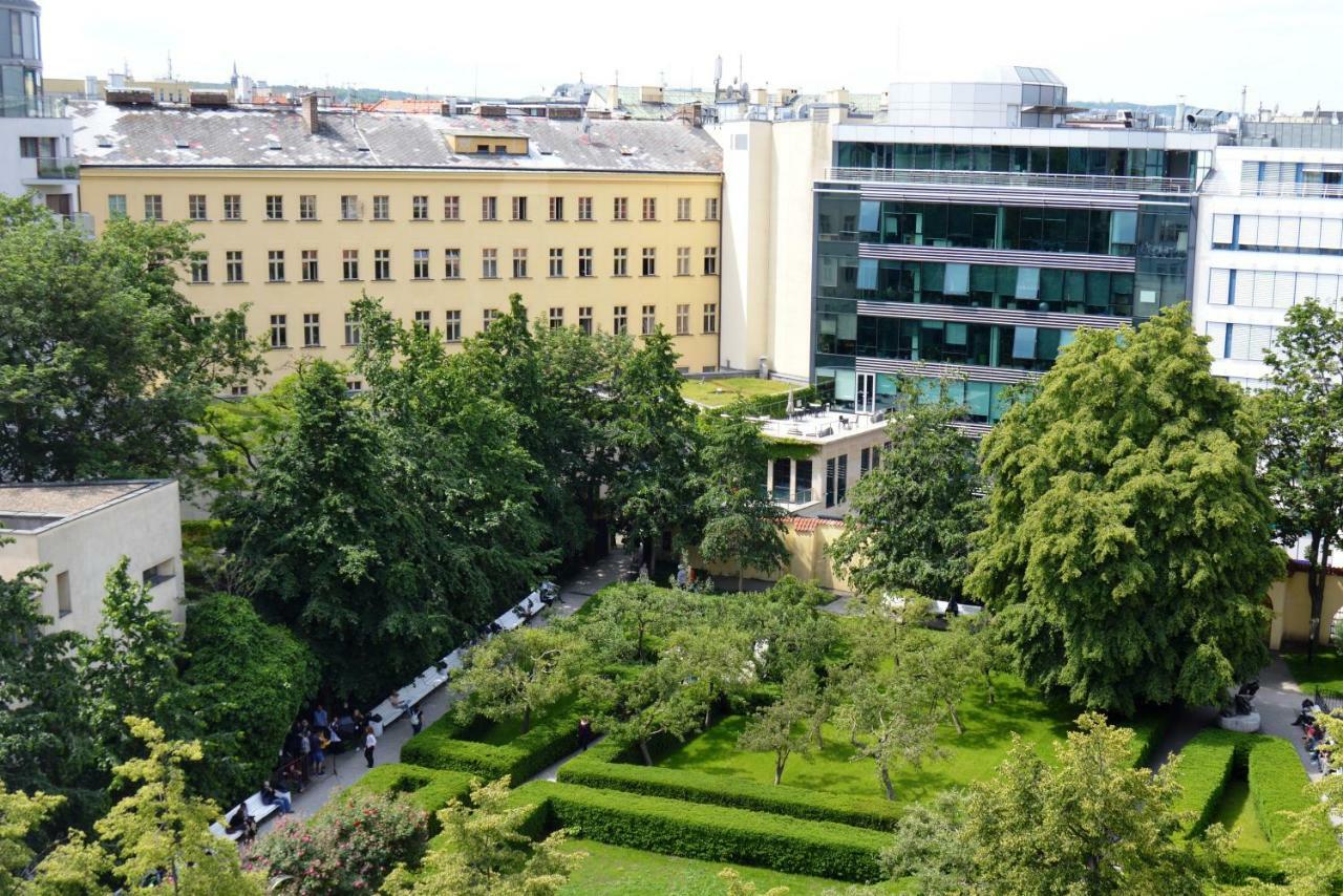 Adria 4* Prag