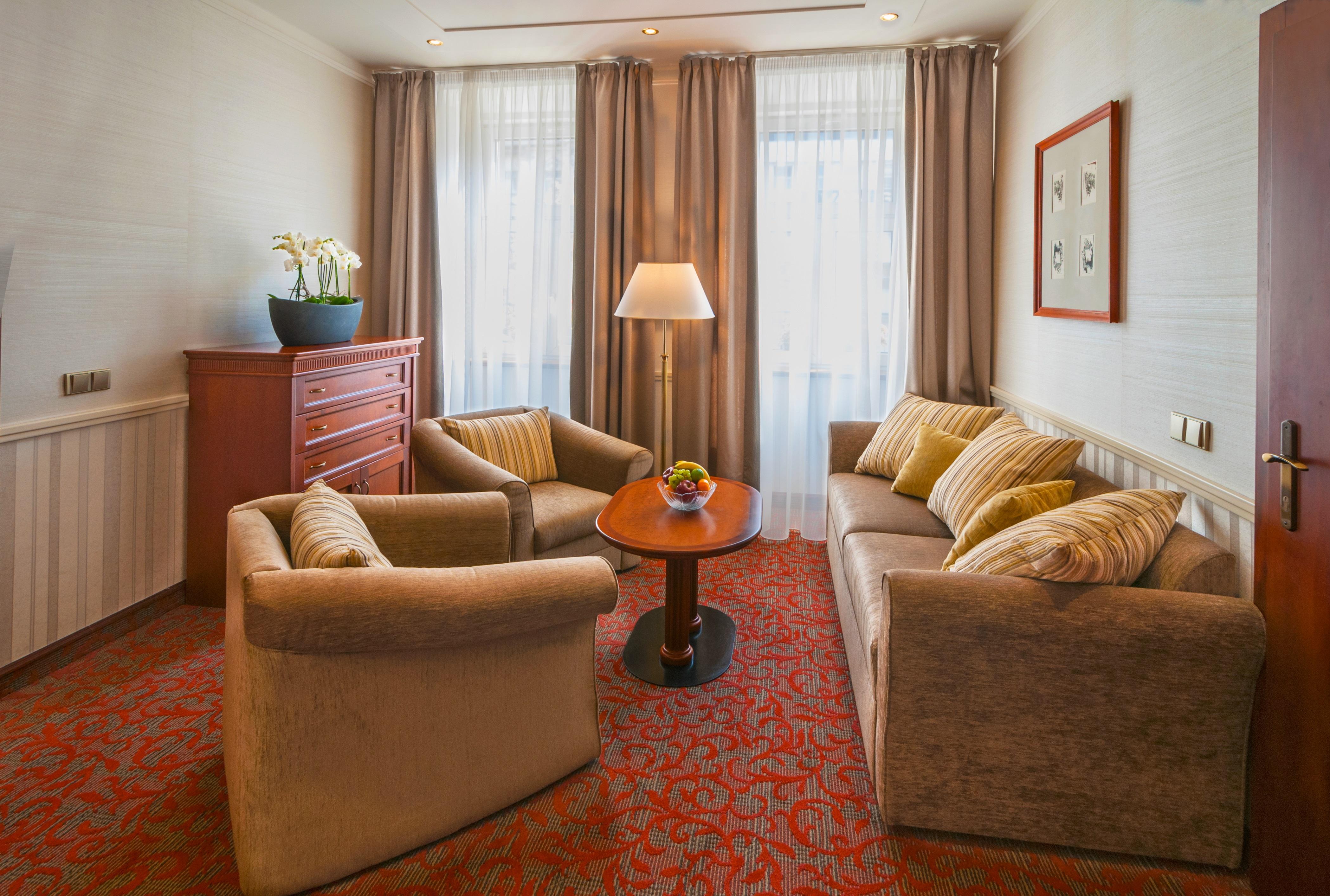 Adria Hotel 4*